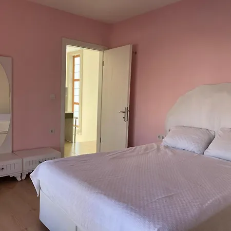 Reisdere Kiralik Havuzlu