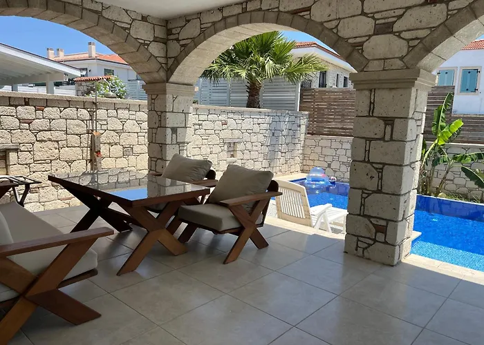 Reisdere Kiralik Havuzlu Вилла *