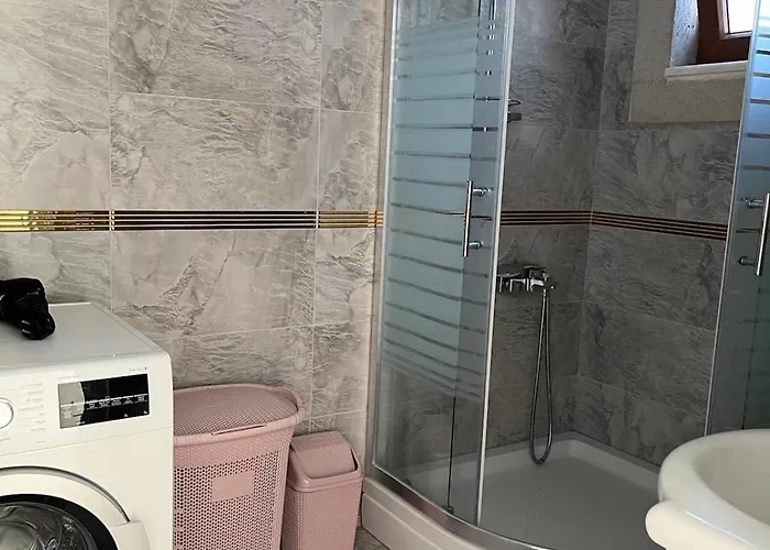 Reisdere Kiralik Havuzlu