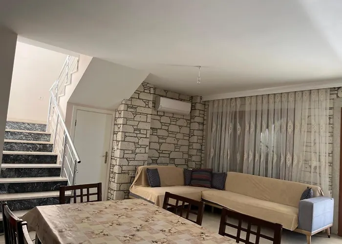 Reisdere Kiralik Havuzlu Вилла *