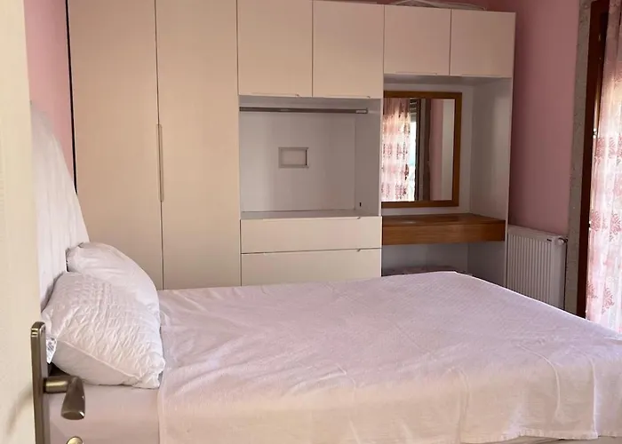 Reisdere Kiralik Havuzlu Çeşme